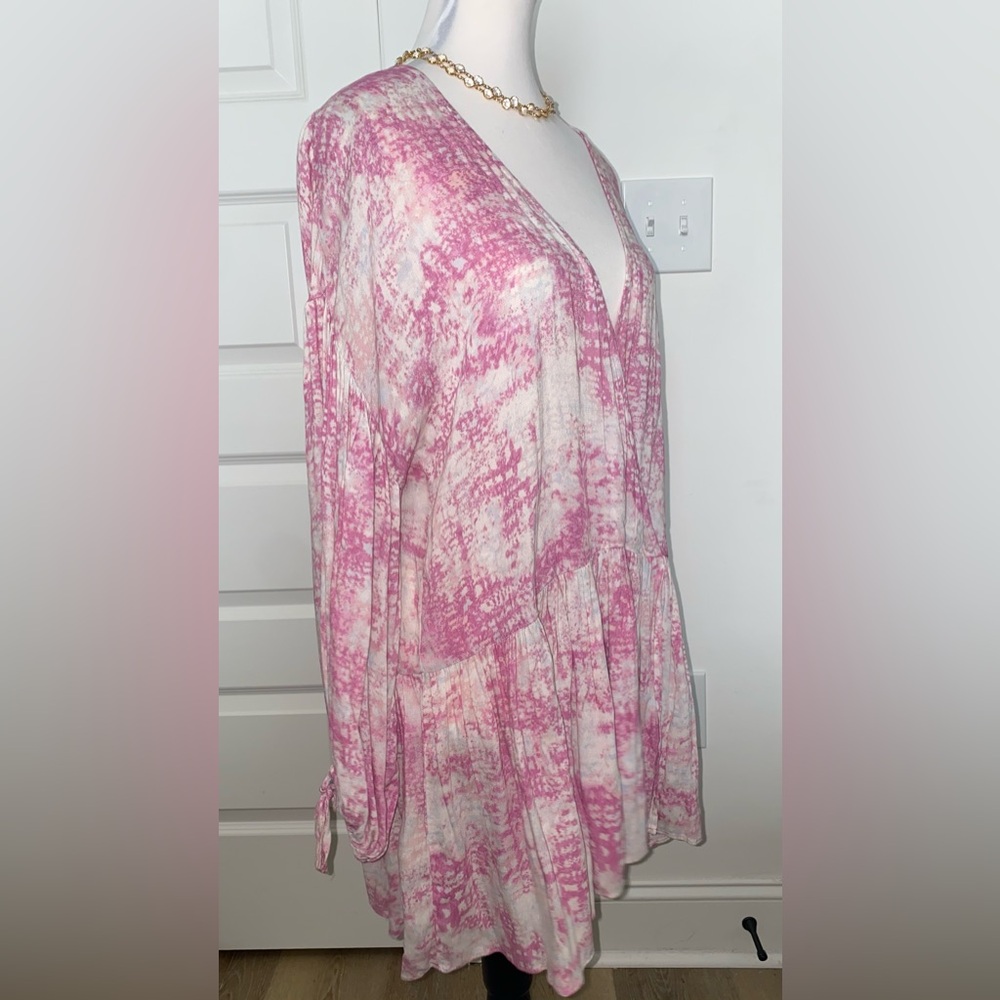 Skylar + Madison Pink and White V-Neck Boho Dress